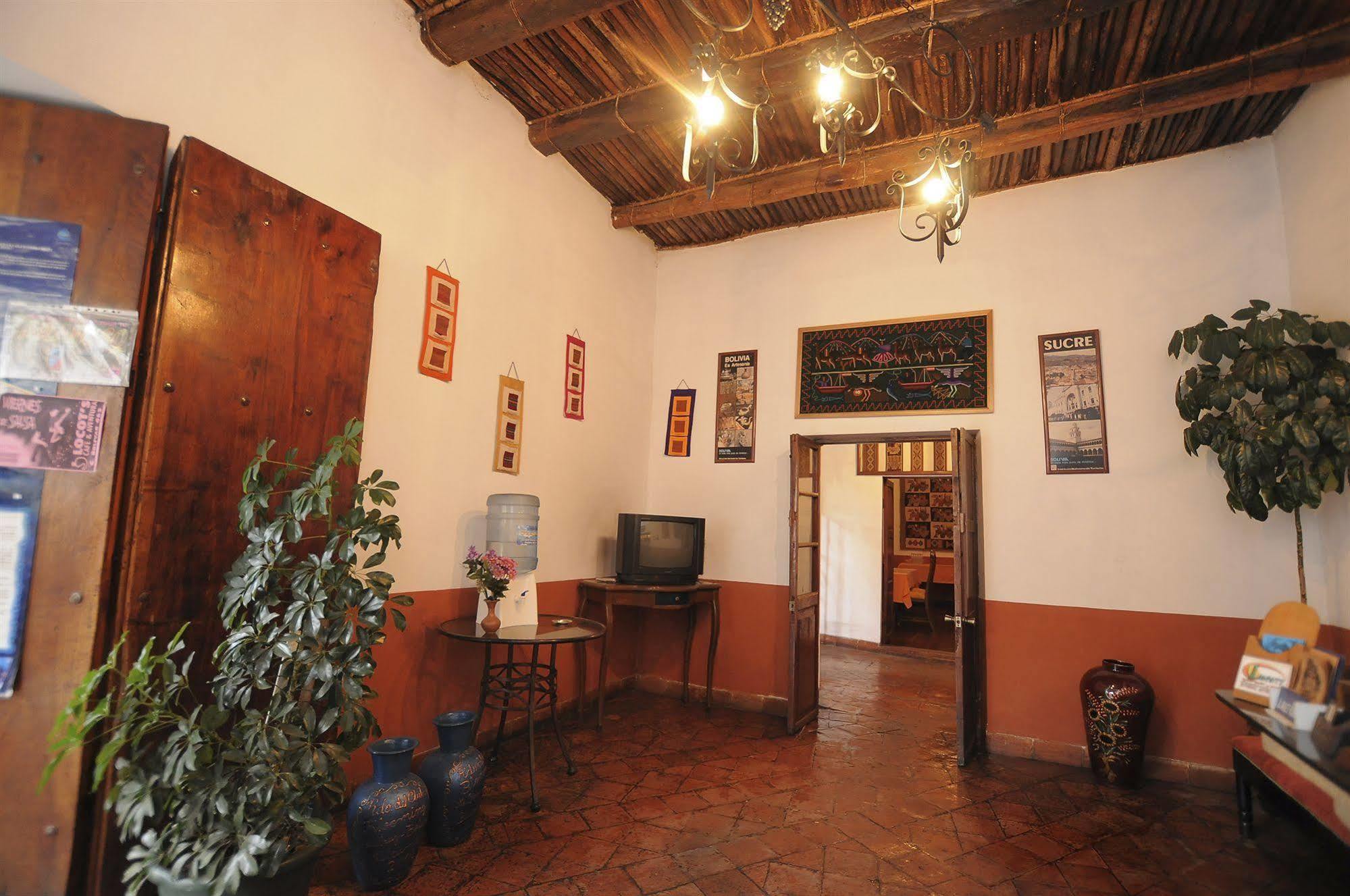 Hostal Recoleta Sur Sucre Exterior foto