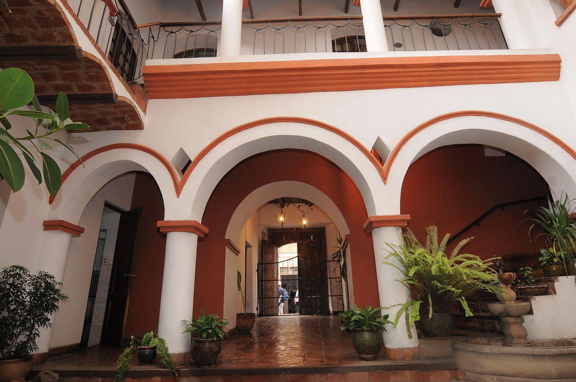 Hostal Recoleta Sur Sucre Exterior foto